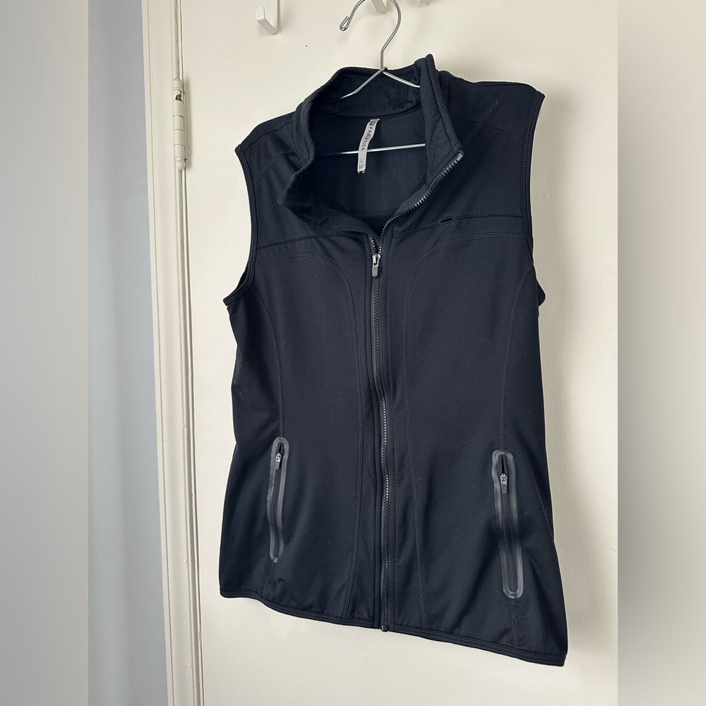 Fabletics zip up running vest